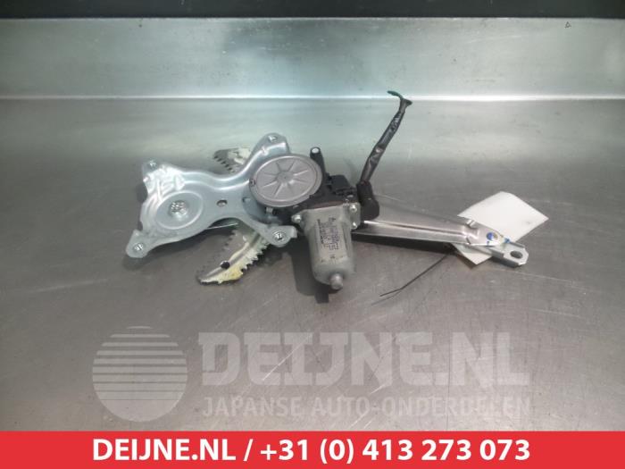 Mitsubishi Space Star Ruitmechaniek 4Deurs links-achter O290648