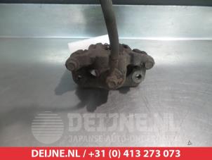 Nissan Pathfinder Rear brake calliper, right O376965 photo 2