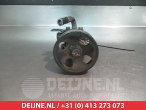 Gebruikte Pomp Servo Hyundai Santa Fe II (CM) 2.2 CRDi 16V 4x2 Prijs € 35,00 Margeregeling aangeboden door V.Deijne Jap.Auto-onderdelen BV