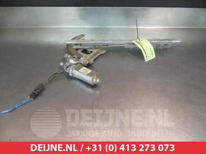 Nissan Patrol Ruitmechaniek 2Deurs rechts-voor O276161