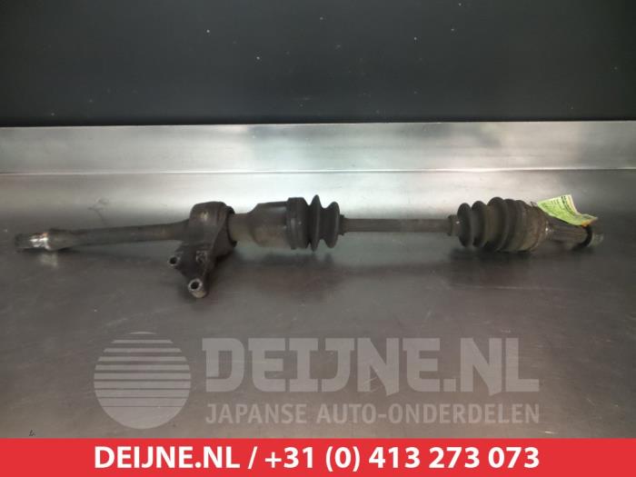 Suzuki Swift Aandrijfas rechts-voor O319864