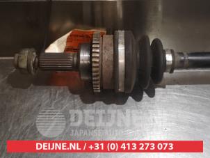 Suzuki Liana Aandrijfas links-achter O393184 foto 2