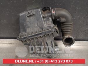 Toyota Yaris Luftfiltergehäuse O357393 foto 2