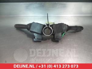 Toyota Yaris Combischakelaar Stuurkolom O309327 foto 2