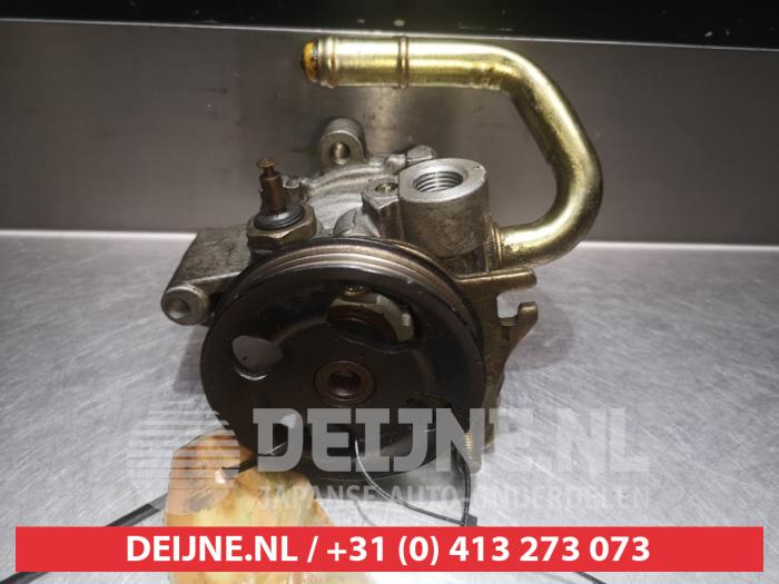 Gebruikte Stuurpomp Daihatsu Sirion/Storia (M1) 1.0 12V Prijs € 30,00 Margeregeling aangeboden door V.Deijne Jap.Auto-onderdelen BV