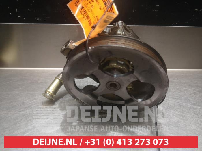 Pomp Servo Daihatsu YRV (M2), 2000 / 2006 1.3 16V DVVT 4x4, Hatchback, Benzine, 1.298cc, 63kW (86pk), 4x4, K3VE, 2001-02 / 2006-12, M211 (Gebruikt)