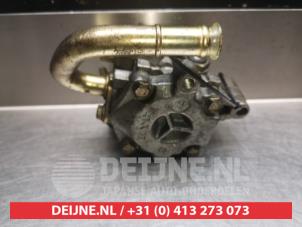 Daihatsu Move Power steering pump O331865 photo 3