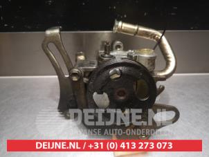 Gebruikte Servopomp Daihatsu Sirion/Storia (M1) 1.0 12V Prijs € 30,00 Margeregeling aangeboden door V.Deijne Jap.Auto-onderdelen BV