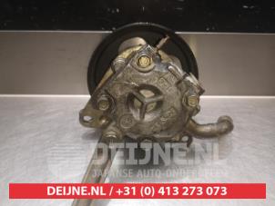 Daihatsu Young RV Stuurbekrachtiging Pomp O331845 foto 3