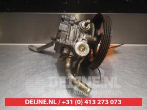 Daihatsu Young RV Stuurbekrachtiging Pomp O331845 foto 2