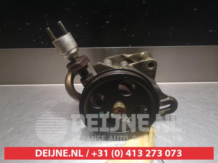 Gebruikte Servopomp Daihatsu Terios (J1) 1.3 16V 4x4 Prijs € 30,00 Margeregeling aangeboden door V.Deijne Jap.Auto-onderdelen BV