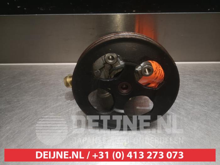 Stuurbekrachtiging Pomp van een Daihatsu YRV (M2) 1.3 16V DVVT Turbo 2002