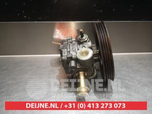 Daihatsu Young RV Power steering pump O331853 photo 2
