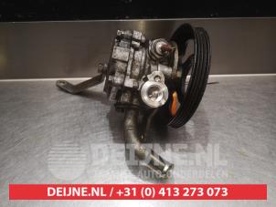 Daihatsu Young RV Power steering pump O331844 photo 2