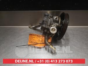 Daihatsu Young RV Power steering pump O331852 photo 2