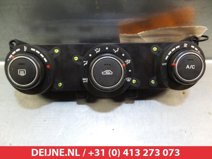 Kia Ceed Heater control panel O305872
