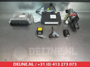 Hyundai I30 Computer Motormanagement O344220 foto 2