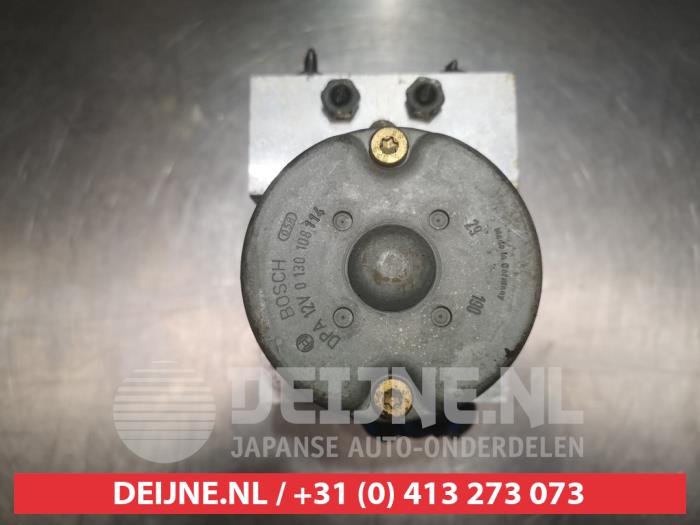 Gebruikte ABS Pomp Nissan Micra (K11) 1.0 16V Prijs € 35,00 Margeregeling aangeboden door V.Deijne Jap.Auto-onderdelen BV