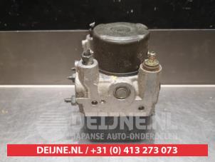 Toyota Rav-4 ABS Pomp O338607 foto 3