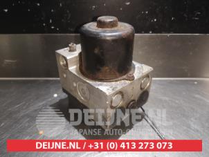 Daihatsu Gran Move ABS pump O338261 photo 4