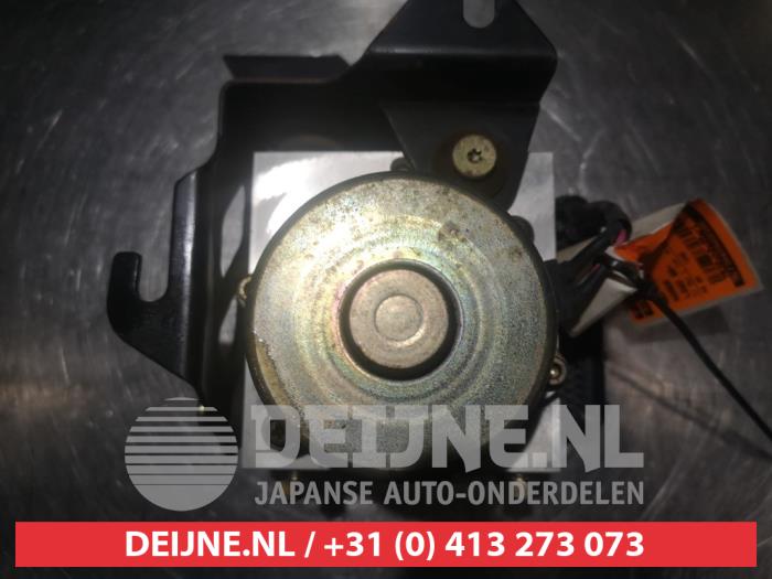 Gebruikte ABS Pomp Honda Logo (GA33) 1.3 Prijs € 35,00 Margeregeling aangeboden door V.Deijne Jap.Auto-onderdelen BV