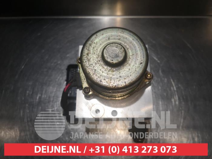 Gebruikte ABS Pomp Honda Logo (GA33) 1.3 Prijs € 35,00 Margeregeling aangeboden door V.Deijne Jap.Auto-onderdelen BV