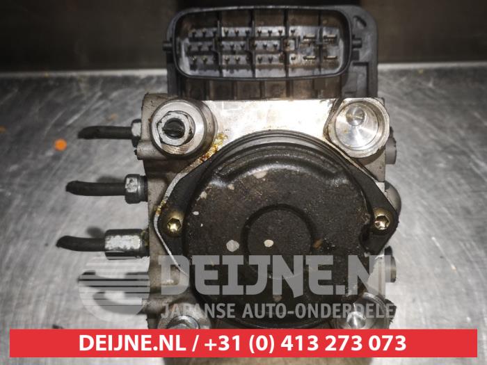 Gebruikte ABS Pomp Daihatsu Terios (J1) 1.3 16V DVVT 4x4 Prijs € 100,00 Margeregeling aangeboden door V.Deijne Jap.Auto-onderdelen BV
