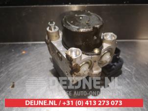 Daihatsu Terios ABS Pomp O338239 foto 3