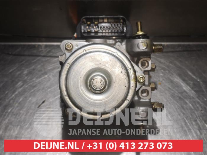 Gebruikte ABS Pomp Honda S2000 (AP1) 2.0 16V VTEC Prijs € 150,00 Margeregeling aangeboden door V.Deijne Jap.Auto-onderdelen BV