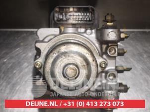 Gebruikte ABS Pomp Honda Stream I (RN) 1.7 16V VTEC Prijs € 25,00 Margeregeling aangeboden door V.Deijne Jap.Auto-onderdelen BV