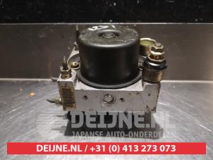 Daihatsu Cuore ABS Pomp O338264 foto 3