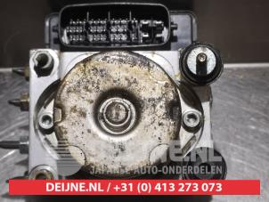 Gebruikte ABS Pomp Daihatsu Cuore (L251/271/276) 1.0 12V DVVT Prijs € 50,00 Margeregeling aangeboden door V.Deijne Jap.Auto-onderdelen BV