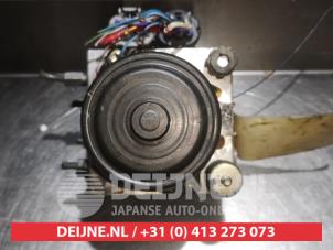 Gebruikte ABS Pomp Daihatsu Terios (J1) 1.3 16V 4x4 Prijs € 25,00 Margeregeling aangeboden door V.Deijne Jap.Auto-onderdelen BV