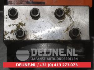 Gebruikte ABS Pomp Daihatsu Terios (J1) 1.3 16V 4x4 Prijs € 25,00 Margeregeling aangeboden door V.Deijne Jap.Auto-onderdelen BV