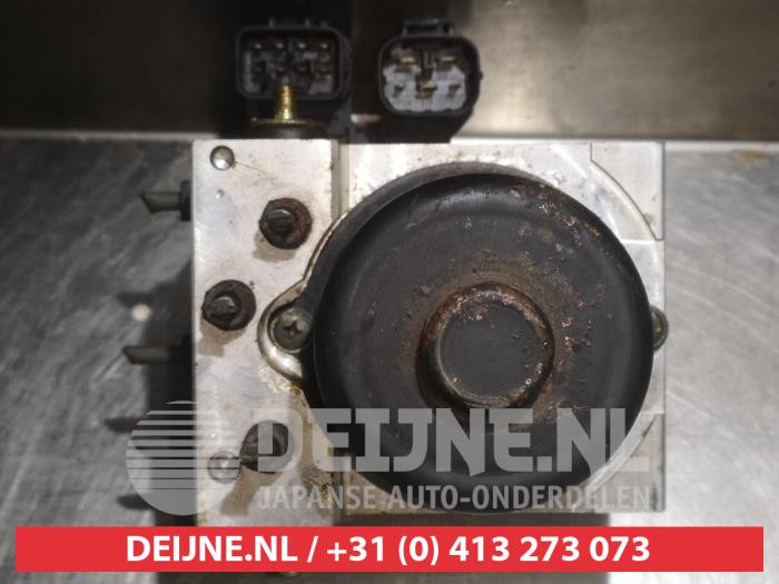 Gebruikte ABS Pomp Daihatsu Gran Move 1.5 16V Prijs € 25,00 Margeregeling aangeboden door V.Deijne Jap.Auto-onderdelen BV