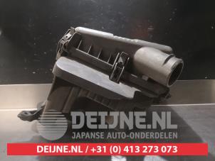 Gebruikte Luchtfilterhuis Chevrolet Tacuma 2.0 16V Prijs € 40,00 Margeregeling aangeboden door V.Deijne Jap.Auto-onderdelen BV