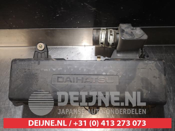 Daihatsu Move Luftfiltergehäuse O357218