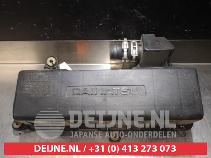 Daihatsu Move Luftfiltergehäuse O357219
