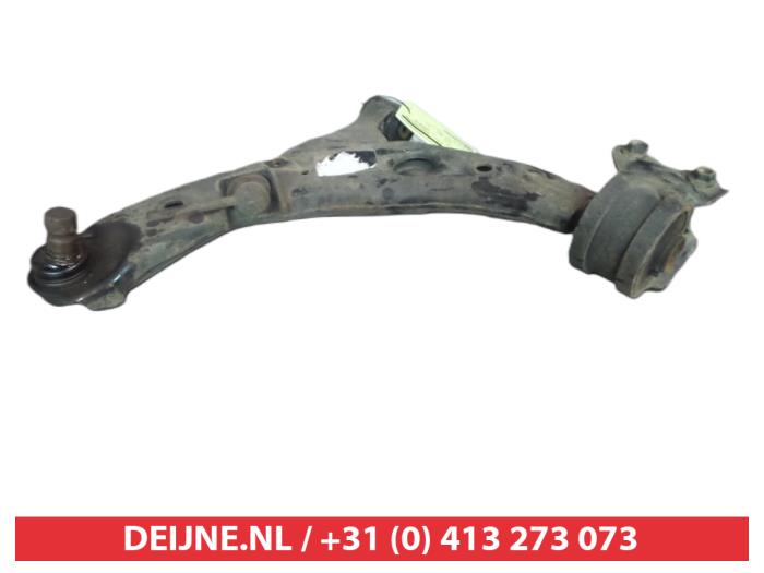 Mazda CX-7 Querlenker unten links vorne O380985