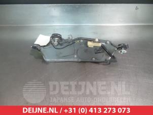 Mazda CX-7 Ruitenwissermotor achter O300931 foto 2