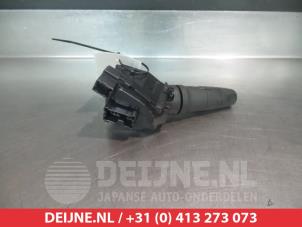 Nissan Almera Tino Licht Schakelaar O306801 foto 2
