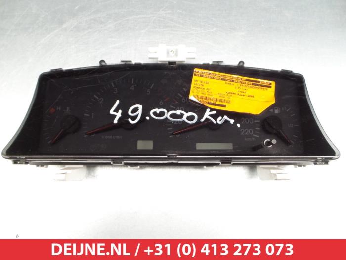 Toyota Corolla Kilometerteller KM O305137