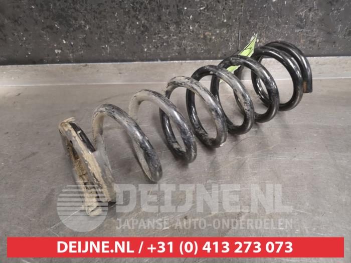 Mitsubishi Outlander Schraubenfeder hinten O380099
