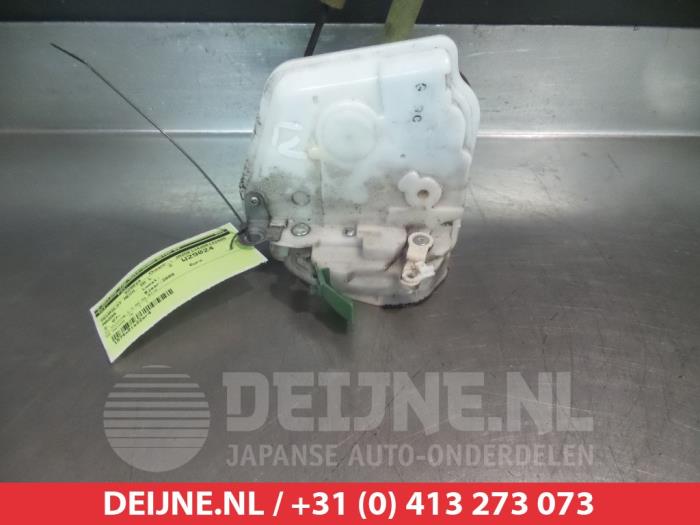 Mazda 2 Deurslot Mechaniek 2Deurs links O278997