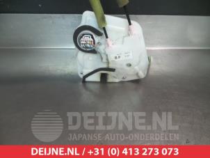 Mazda 2 Door lock mechanism 2-door, left O278997 photo 2