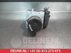 Nissan Navara ABS pump O337693 photo 2