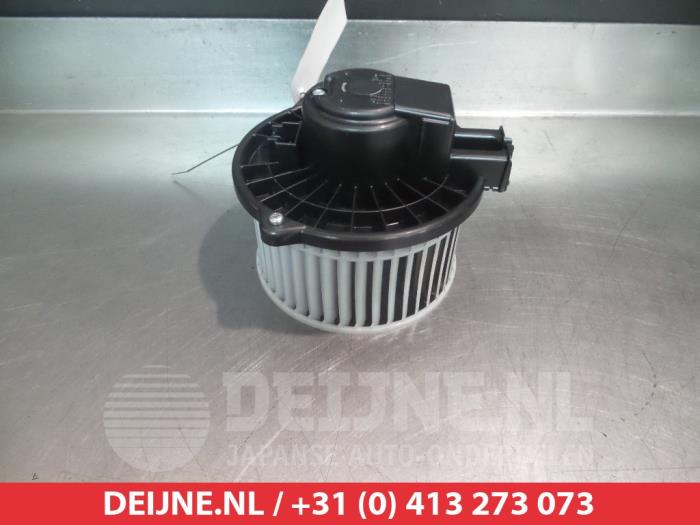 Subaru XV Kachel Ventilatiemotor O367083