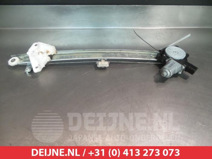 Subaru XV Fenstermechanik 4-türig links vorne O275721