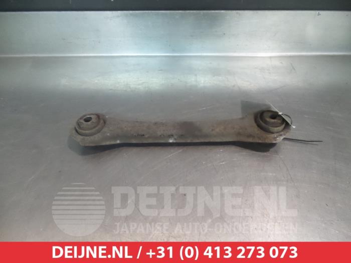 Subaru Legacy Draagarm links-achter O383447