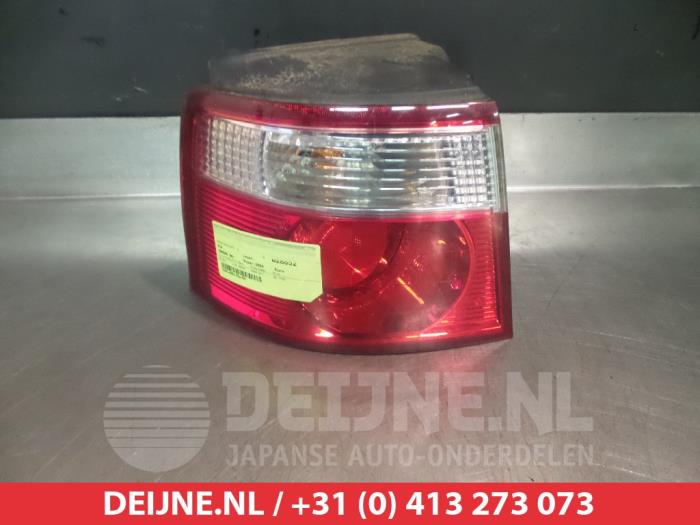 Kia Carens Achterlicht links O297957